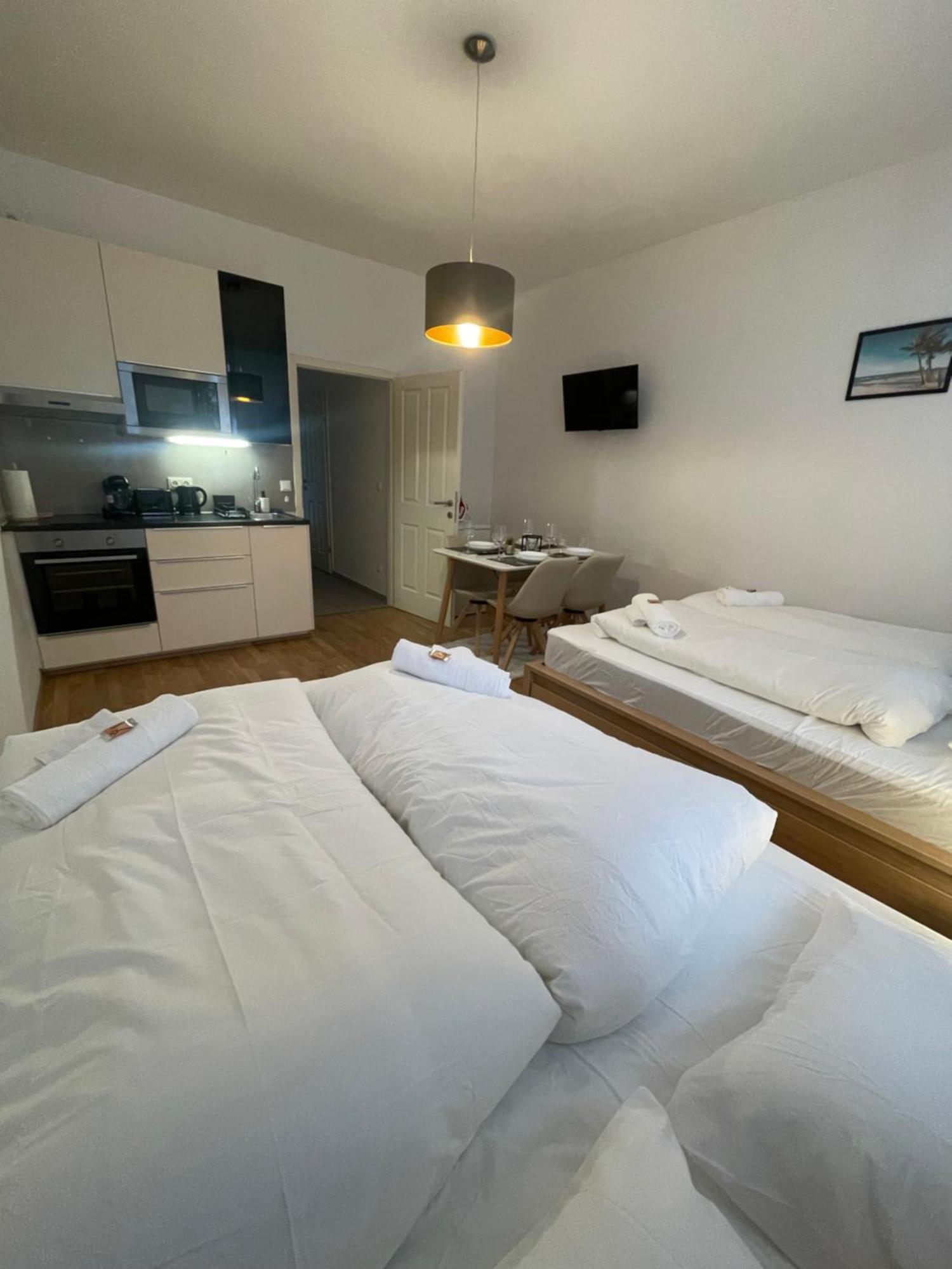 Cozy 5-person In 6 Apartment Wien